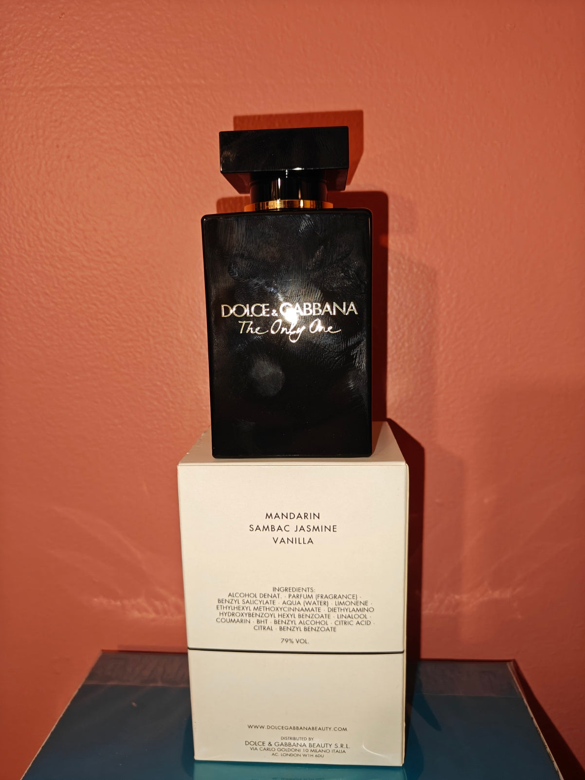The Only One Eau de Parfum Intense tester